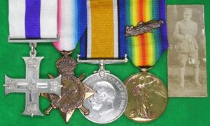 WW1 MILITARY CROSS & TRIO WITH M.I.D & PHOTOGRAPH, HAMPSHIRE …