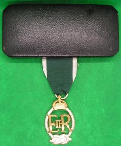 MINT CASED EIIR 1972 DATED RNR DECORATION