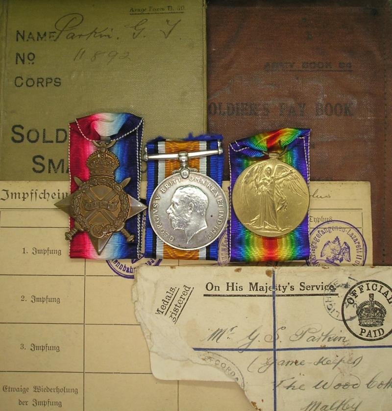 WW1 1914-15 TRIO WITH ORIGINAL PAYBOOK & SMALL BOOK, 8th LINCOLN REGIMENT, PRISONER OF WAR 1915, FROM GRIMSBY / NEWARK — image 2