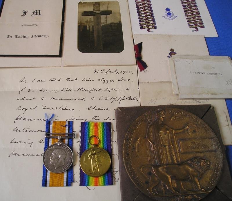 WW1 PAIR & PLAQUE WITH ORIGINAL DOCUMENTS / GRAVE PHOTOGRAPH, 9th R.FUSILIERS OFFICER, K.I.A F&F 5-4-1918 — image 2