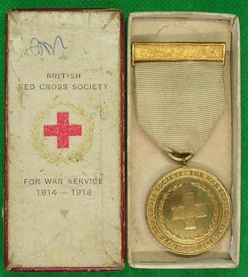 MINT BOXED WW1 BRITISH RED CROSS WAR SERVICE MEDAL 1914-1918 — image 2