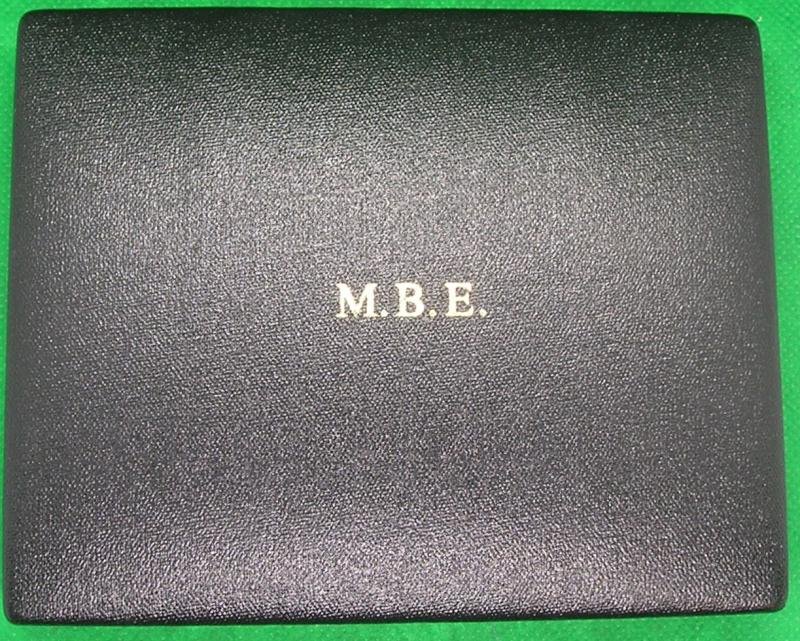 MINT CASED CIVIL M.B.E ON A LADIES BOW RIBBON — image 3
