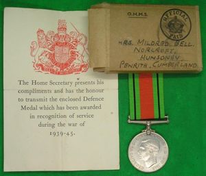 MINT BOXED WW2 DEFENCE MEDAL, FEMALE RECIPIENT FROM PENRITH