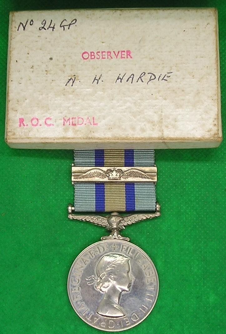 MINT BOXED ROYAL OBSERVER CORPS LONG SERVICE MEDAL & BAR, NO-24 GROUP, EDINBURGH — image 2