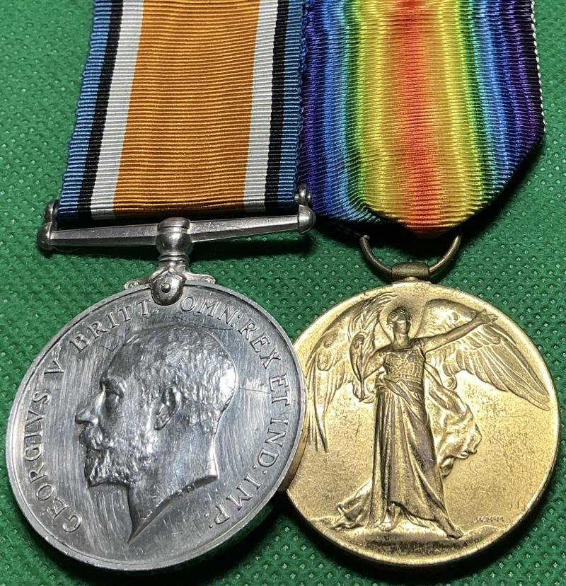 WW1 PAIR, OFFICER 18th K.R.R.C, K.I.A F&F 31-7-1917. ARTS & CRAFTS BTN — image 2