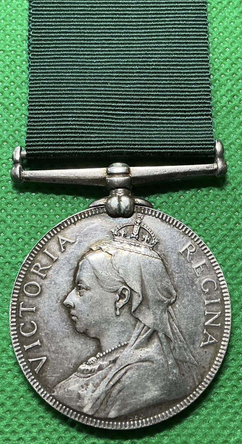 VICTORIAN VOLUNTEER FORCE LONG SERVICE MEDAL, 2nd V.B A&S.HIGHRS — image 2