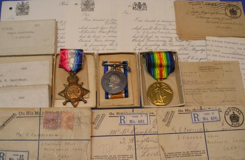 MINT BOXED WW1 1914-15 TRIO, LEEDS PALS / 15th W.YORK.R, K.I.A F&F 1-7-1916, FIRST DAY OF THE SOMME, WITH ORIGINAL DOCUMENTS — image 2