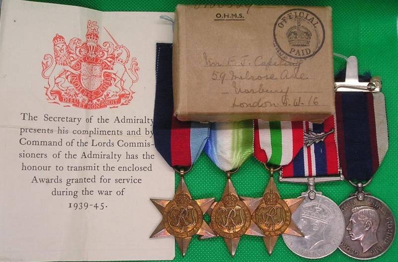 MINT BOXED WW2 R.NAVY / R.F.R GROUP, M.I.D 1945, FROM KENT — image 2