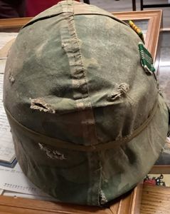 US MI VIETNAM WARTIME ERA HELMET