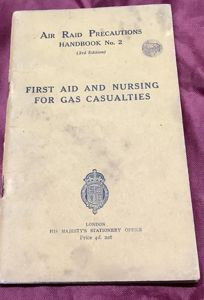 PRE-WAR ARP FIRST AID BOOKLET