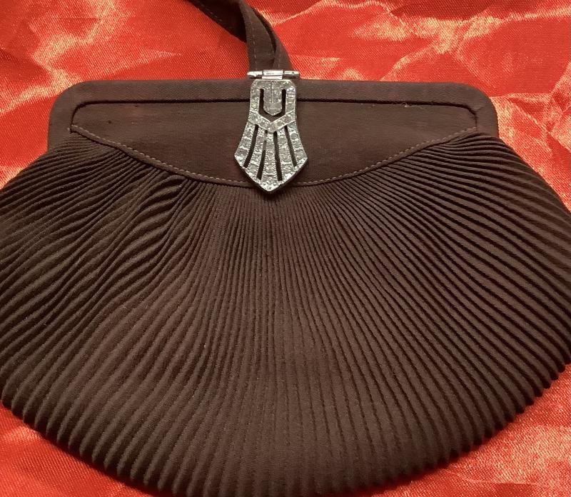 WWII LADIES HANDBAG — image 2