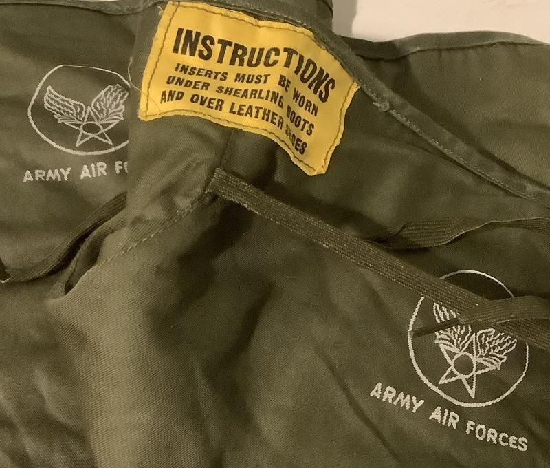 WWII TYPE Q-1 USAAF ELECTRICALLY HEATED INSERTS — image 3