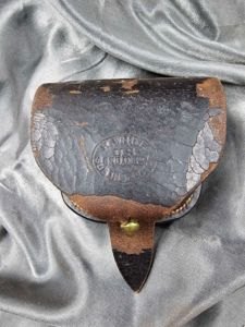 CIVIL WAR ERA PERCUSSION CAP POUCH