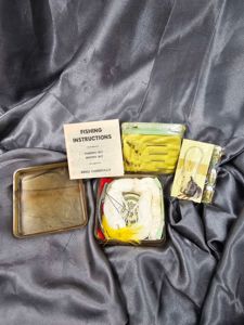 MILITARY FISHING SEWING KIT