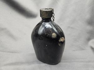 WWII US Enameled Canteen