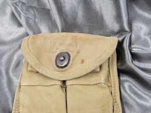 WWII US MAGAZINE POUCH