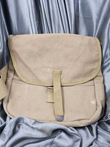 WWII AMERICAN RED CROSS MUSETTE BAG