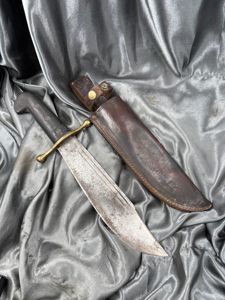 WWII AUSTRALIAN MADE MARSDEN BOWIE KNIFE