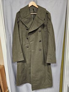 WWII US MARINE CORPS OVERCOAT