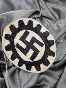 WWII GERMAN DAF SPORTS SHIRT EMBLEM