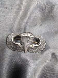 WWII US AIRBORNE PARATROOPER STERLING WINGS