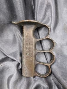 WWI US TRENCH KNIFE HANDLE
