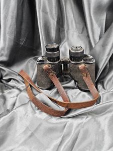 WWII US MARINE CORPS BINOCULARS