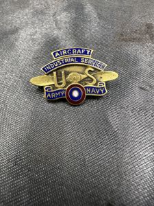 WWI AIRCRAFT INDUSTRIA; SERVICE MEMBER PIN