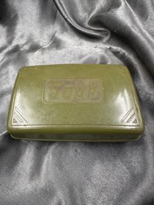 WWII US ARMY SOAP DISH AND SOAP