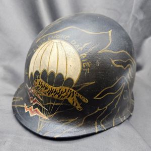 Airborne ARVN US M1 Helmet (New Paint)