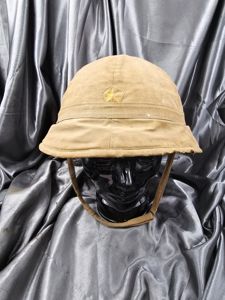 WWII JAPANESE PITH HELMET