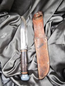 WWII ERA PAL RH36 KNIFE