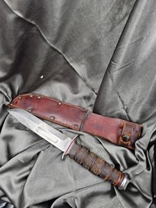 WWII US MARINE CORPS RED SPACERS K-BAR