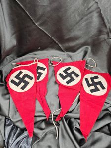 WWII GERMAN NSDAP PENNANT GARLAND
