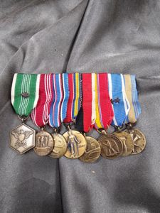 WWII MINI US MEDALS