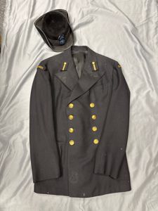 WWII CANADIAN WREN WOMEN NAVY UNIFORM AND HAT