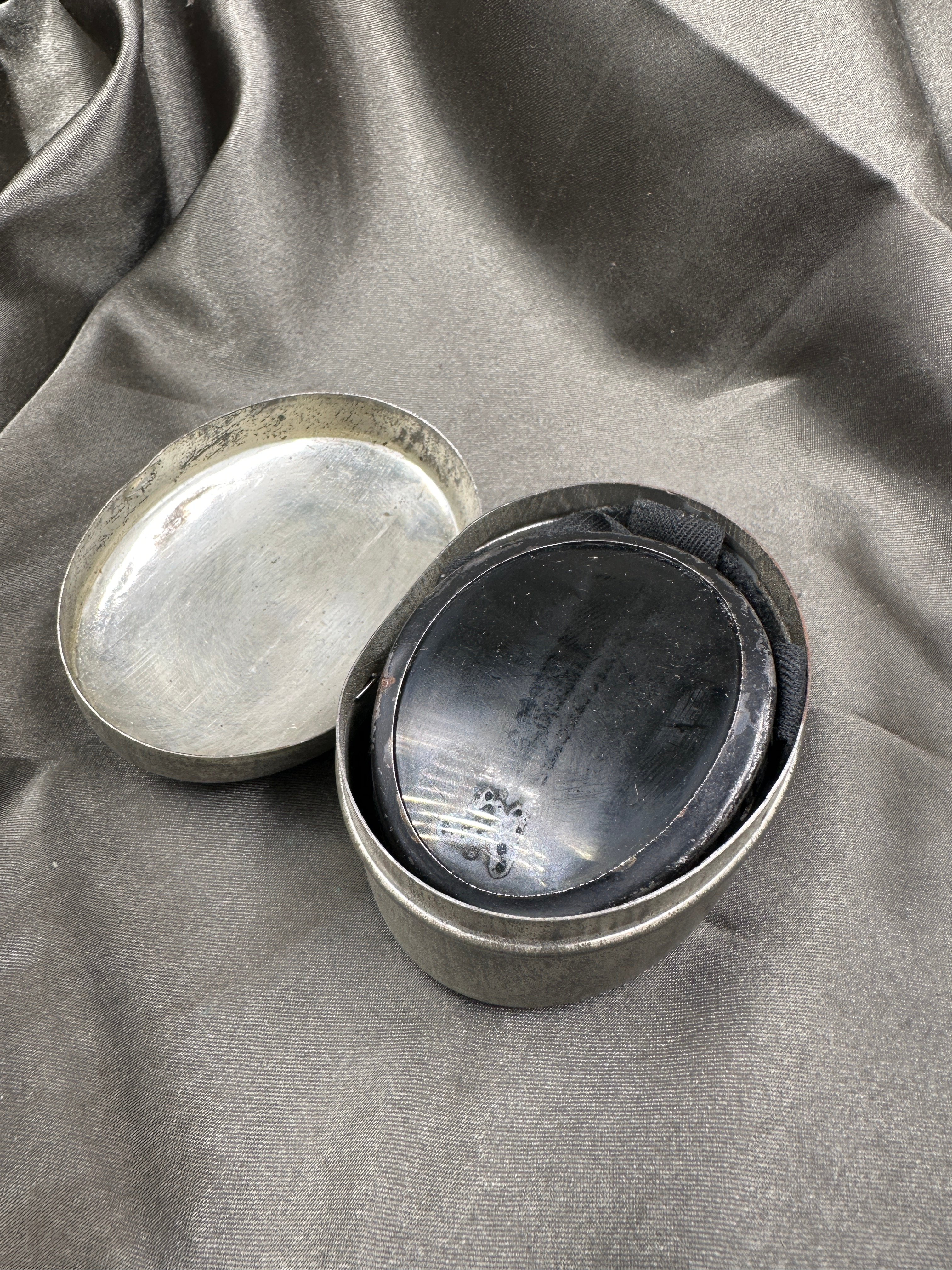 WWII ERA SWISS MOUNTAIN GOGGLES — image 2