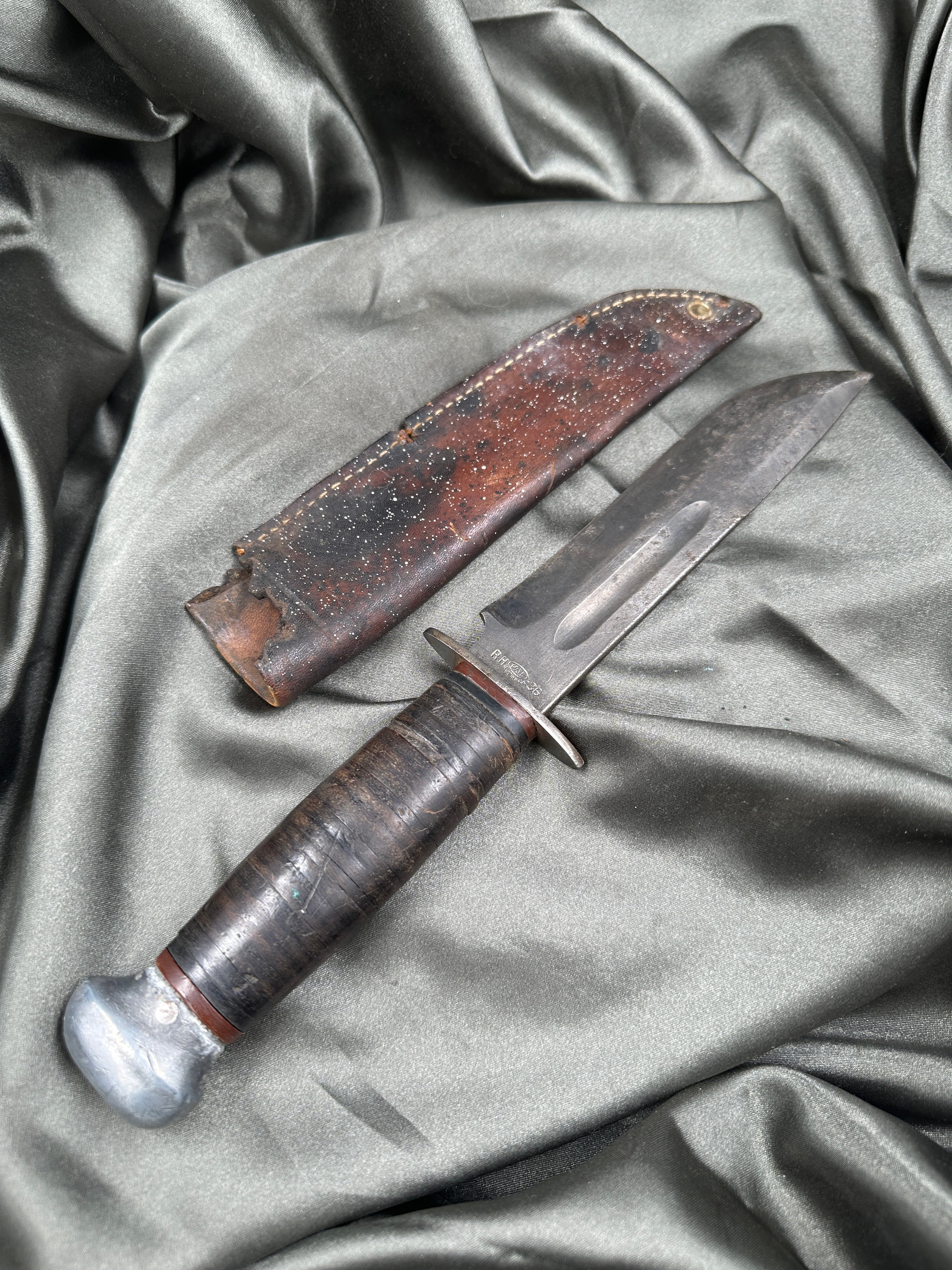 WWII US PAL RH-36 KNIFE — image 2
