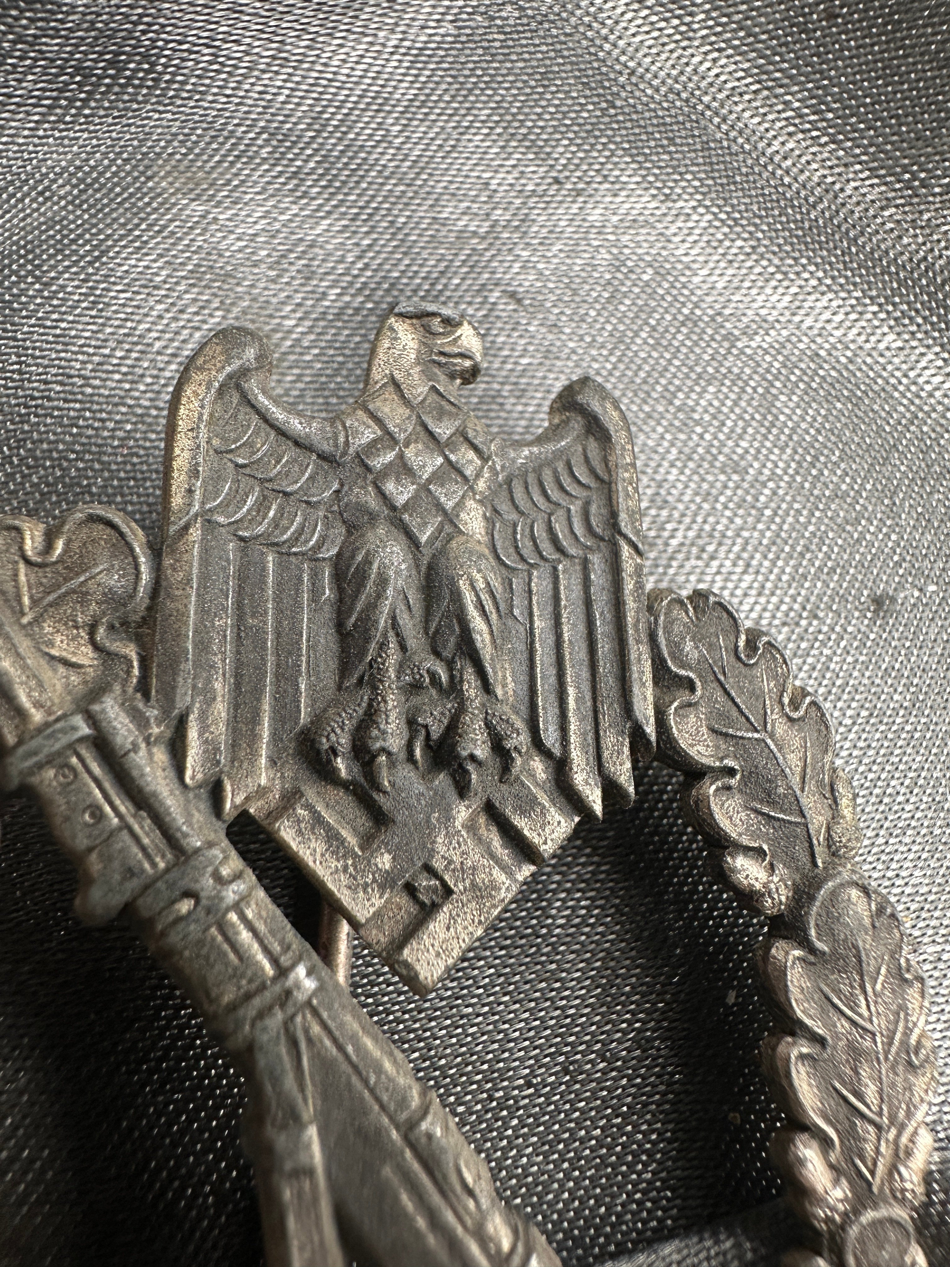 WWII GERMAN INFANTRY ASSAULT BADGE — image 5