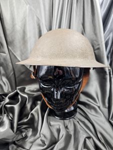 WWI US DOUGHBOY M1917 HELMET