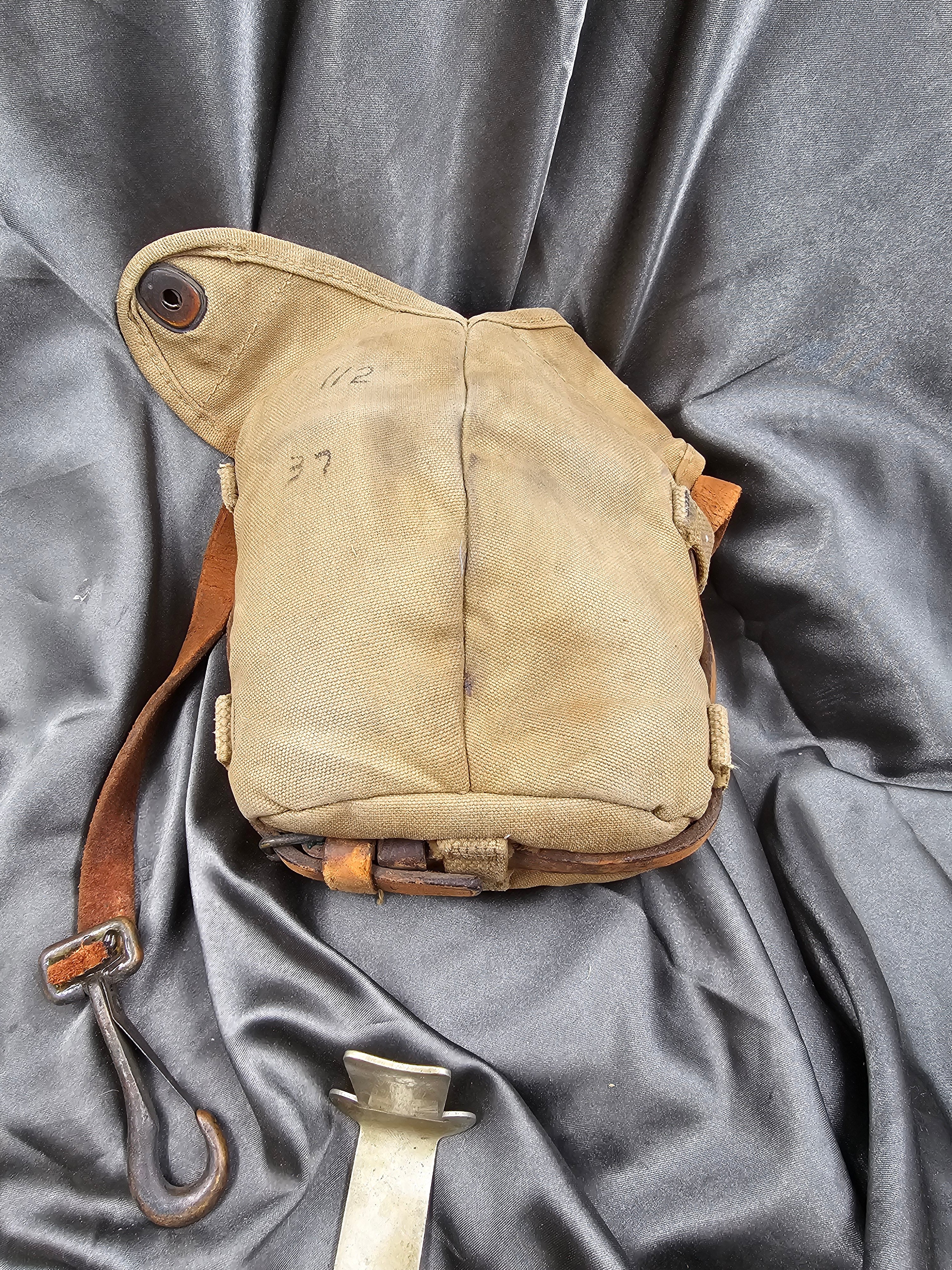 WWI US MOUNTED CANTEEN SET — image 6