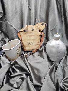 WWI US MOUNTED CANTEEN SET