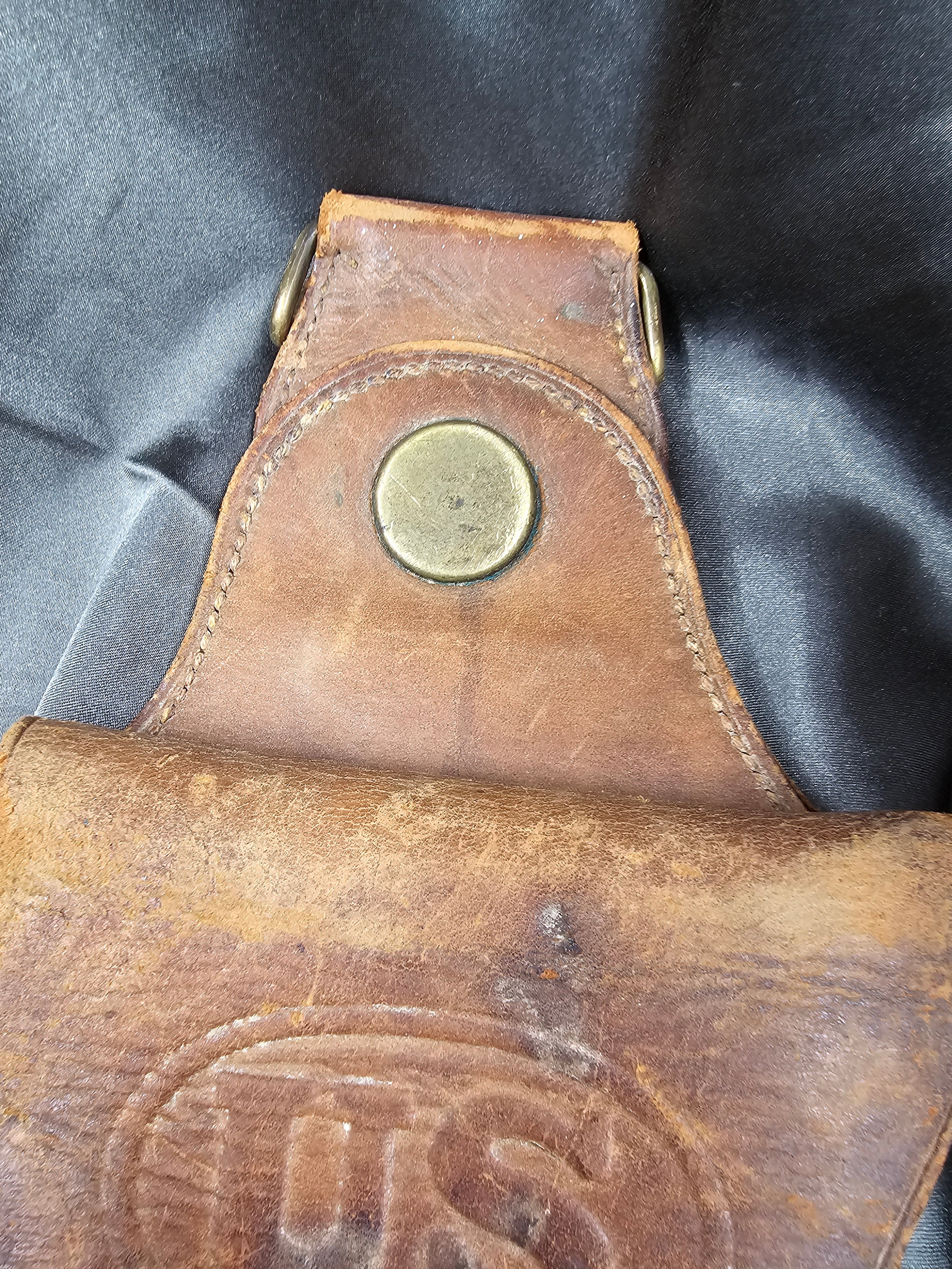 WWI ERA US 1915 MODEL 1911 HOLSTER — image 2