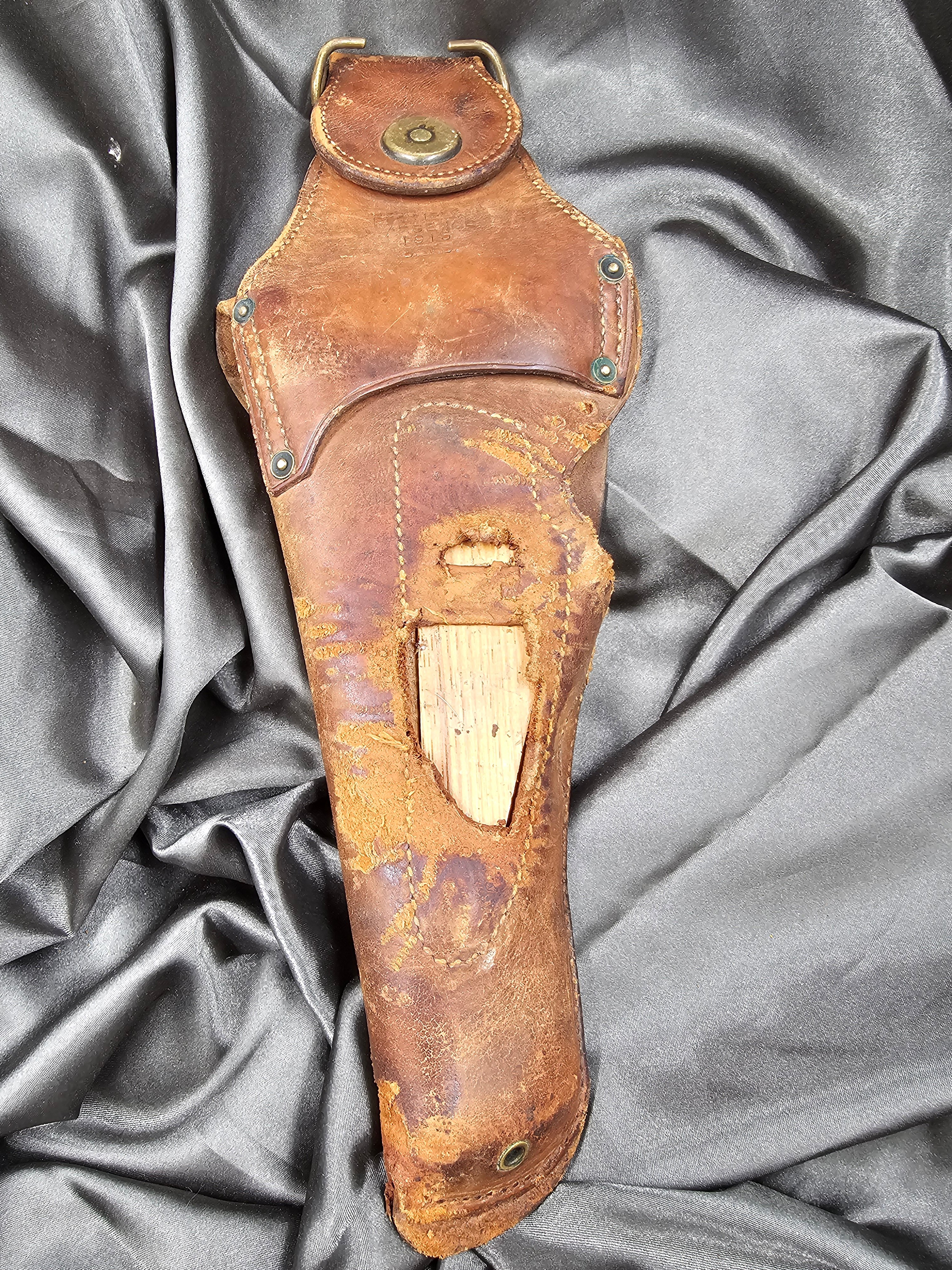 WWI ERA US 1915 MODEL 1911 HOLSTER — image 4