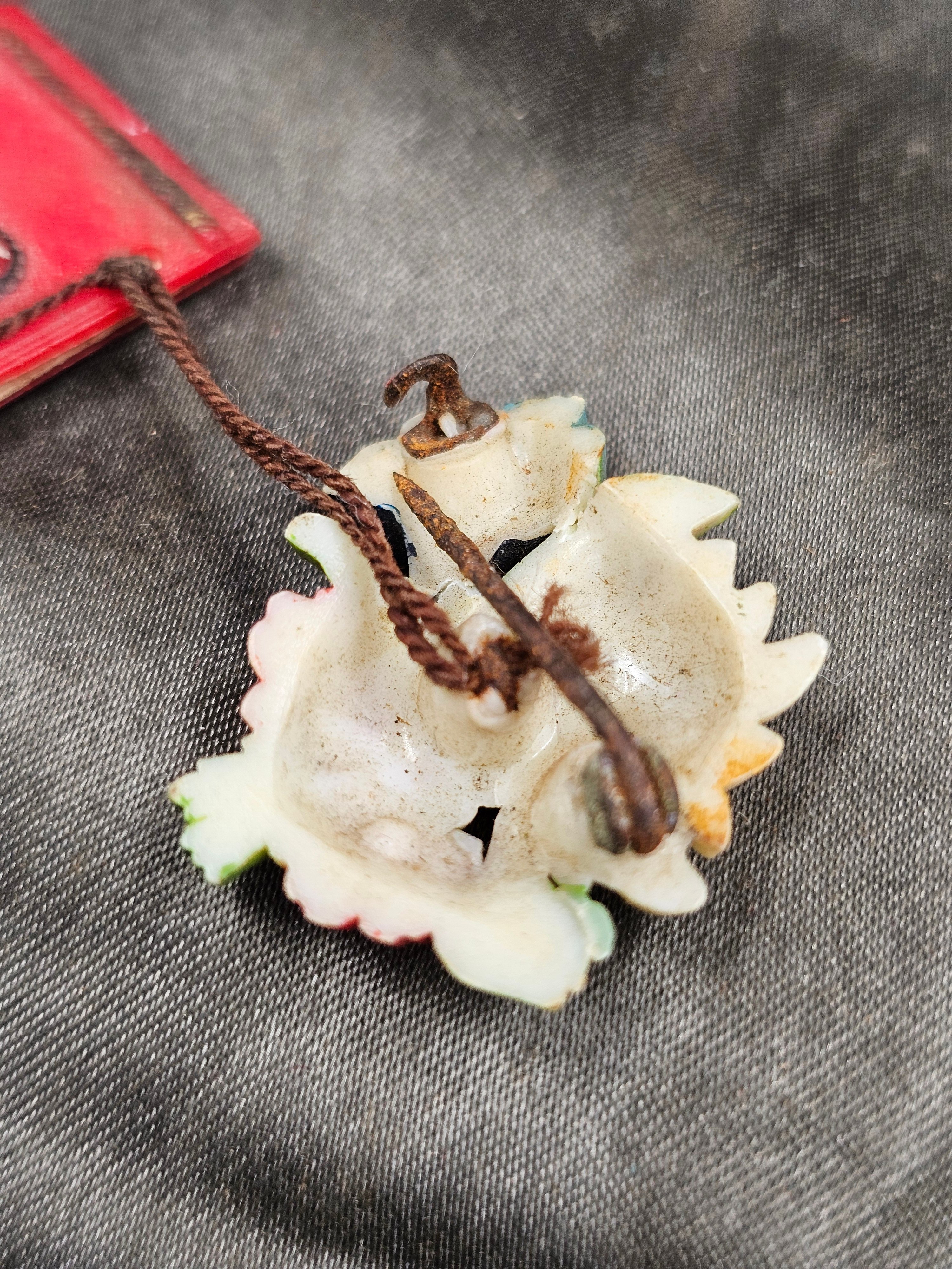 WWII GERMAN WHW SMALL BROOCH — image 4