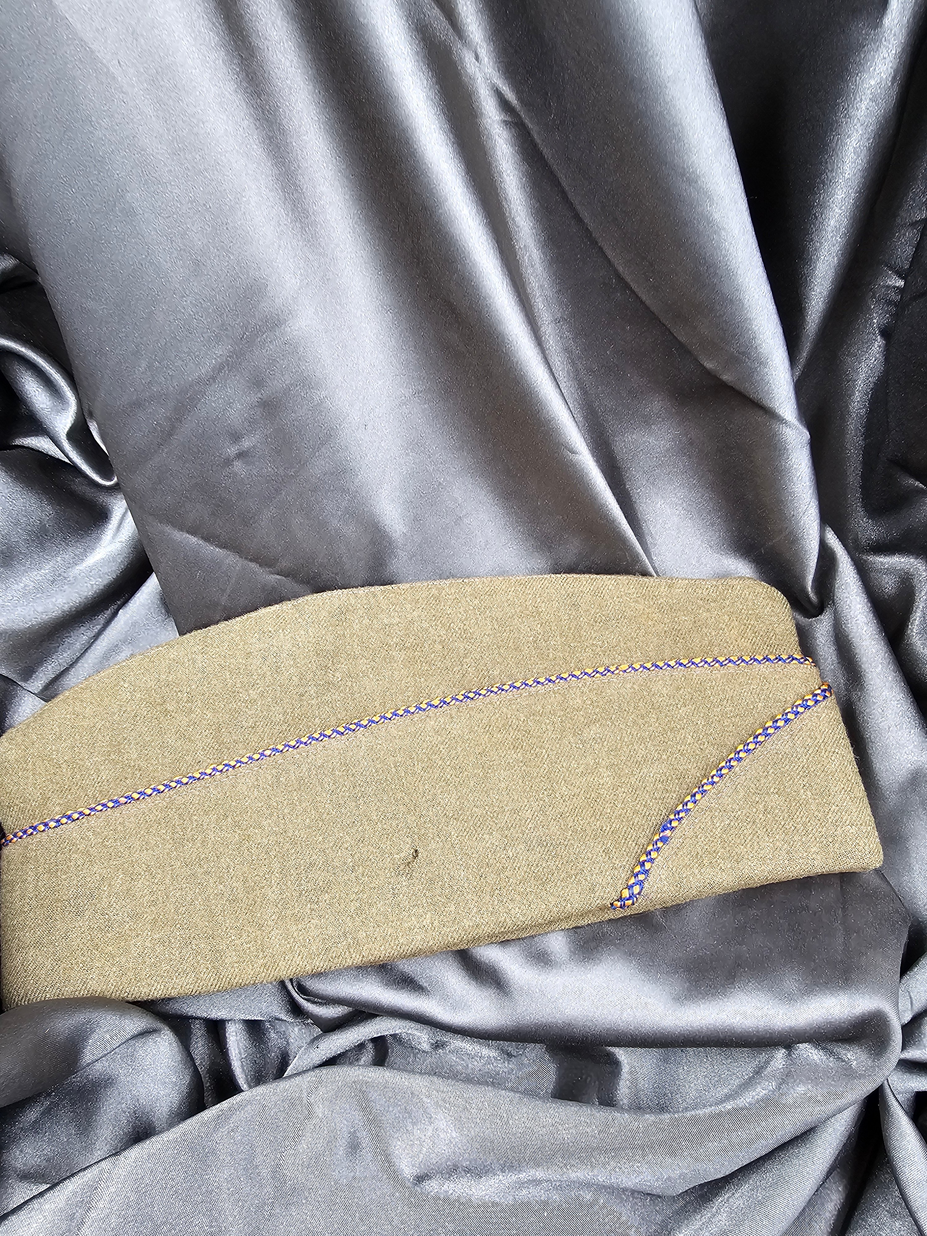 WWII US AIR CORPS GARRISON CAP SIZE 7 3/8 — image 3