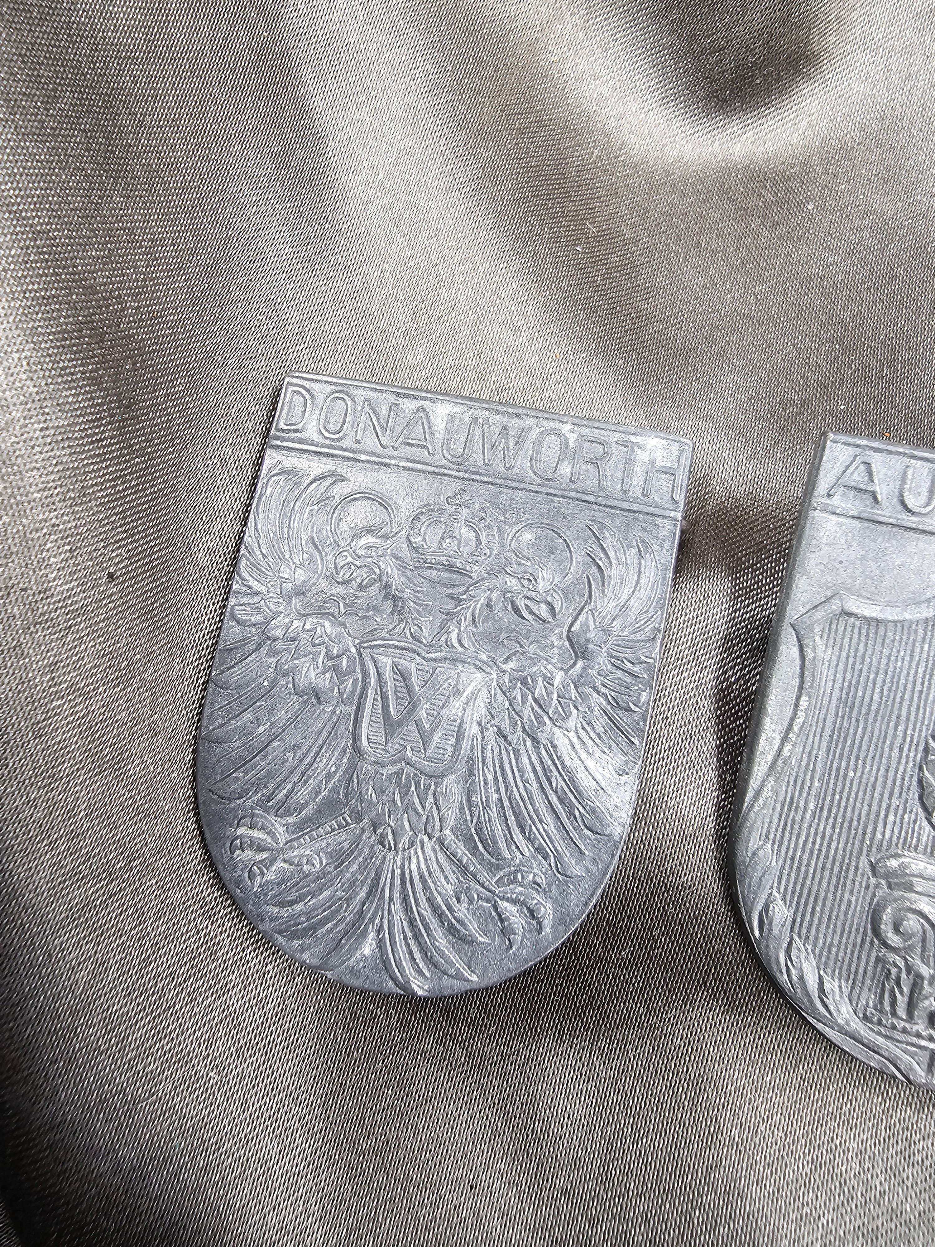 WWII GERMAN TINNIE CITY COLLECTION — image 2