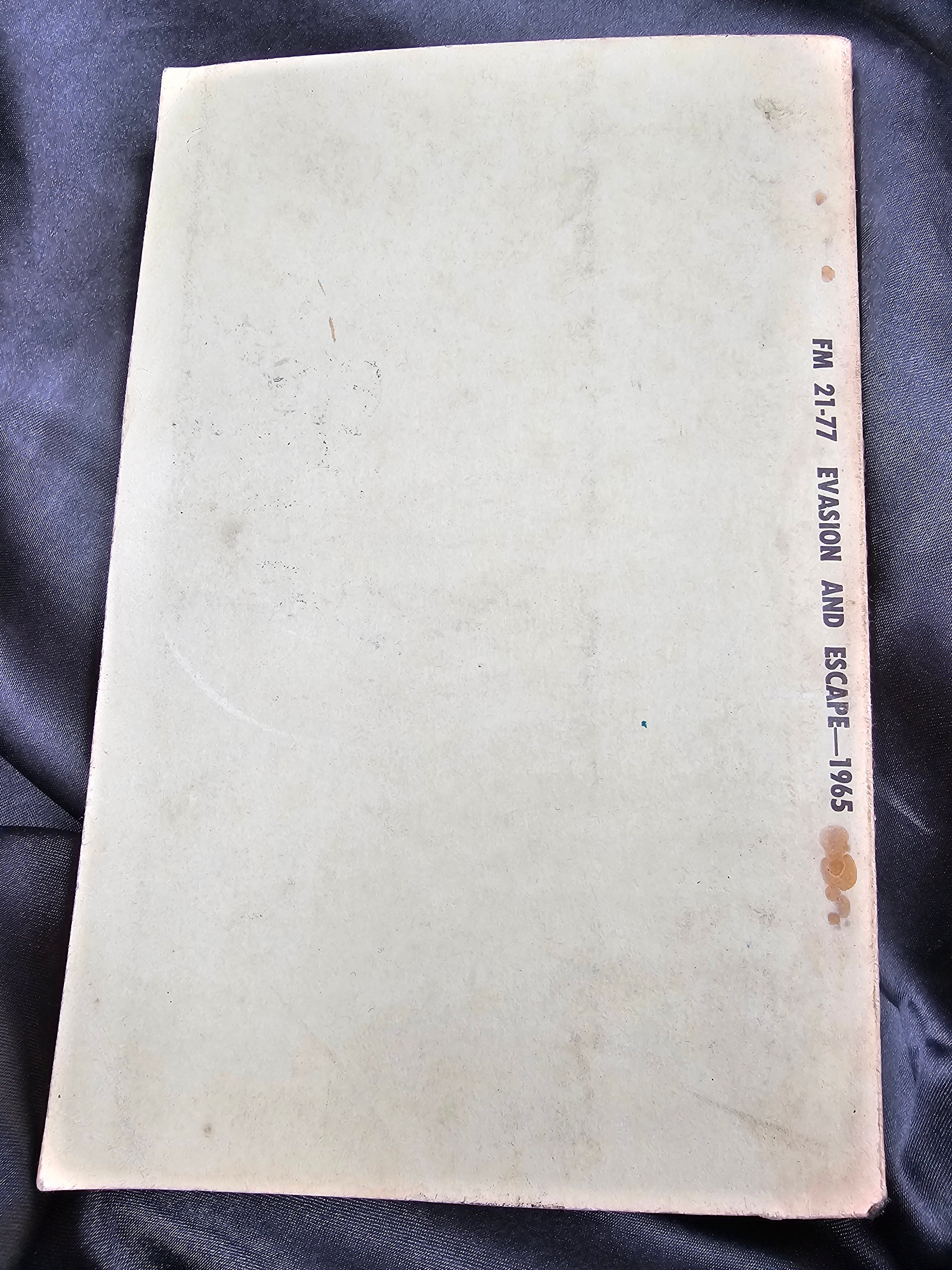 VIETNAM WAR ESCAPE AND EVASION MANUAL — image 2