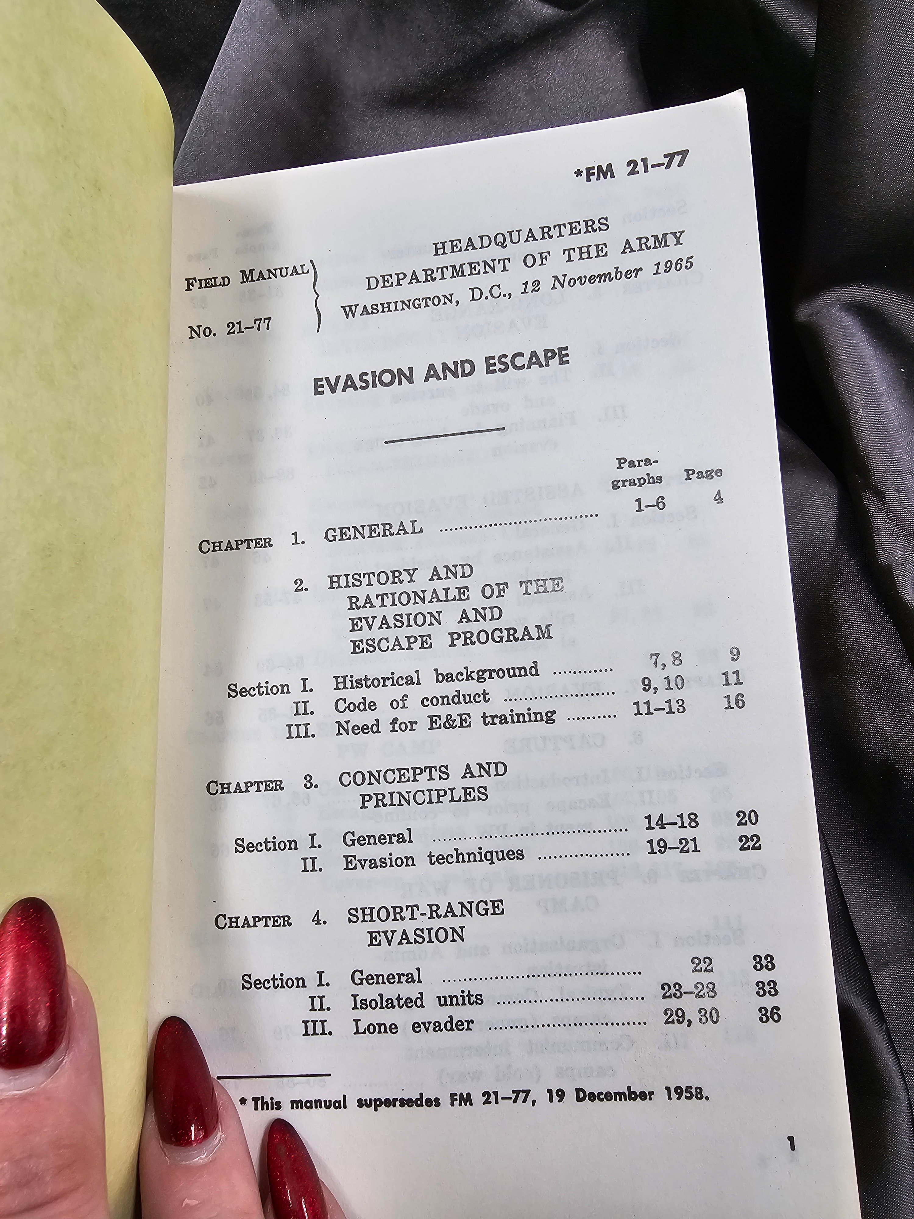 VIETNAM WAR ESCAPE AND EVASION MANUAL — image 3