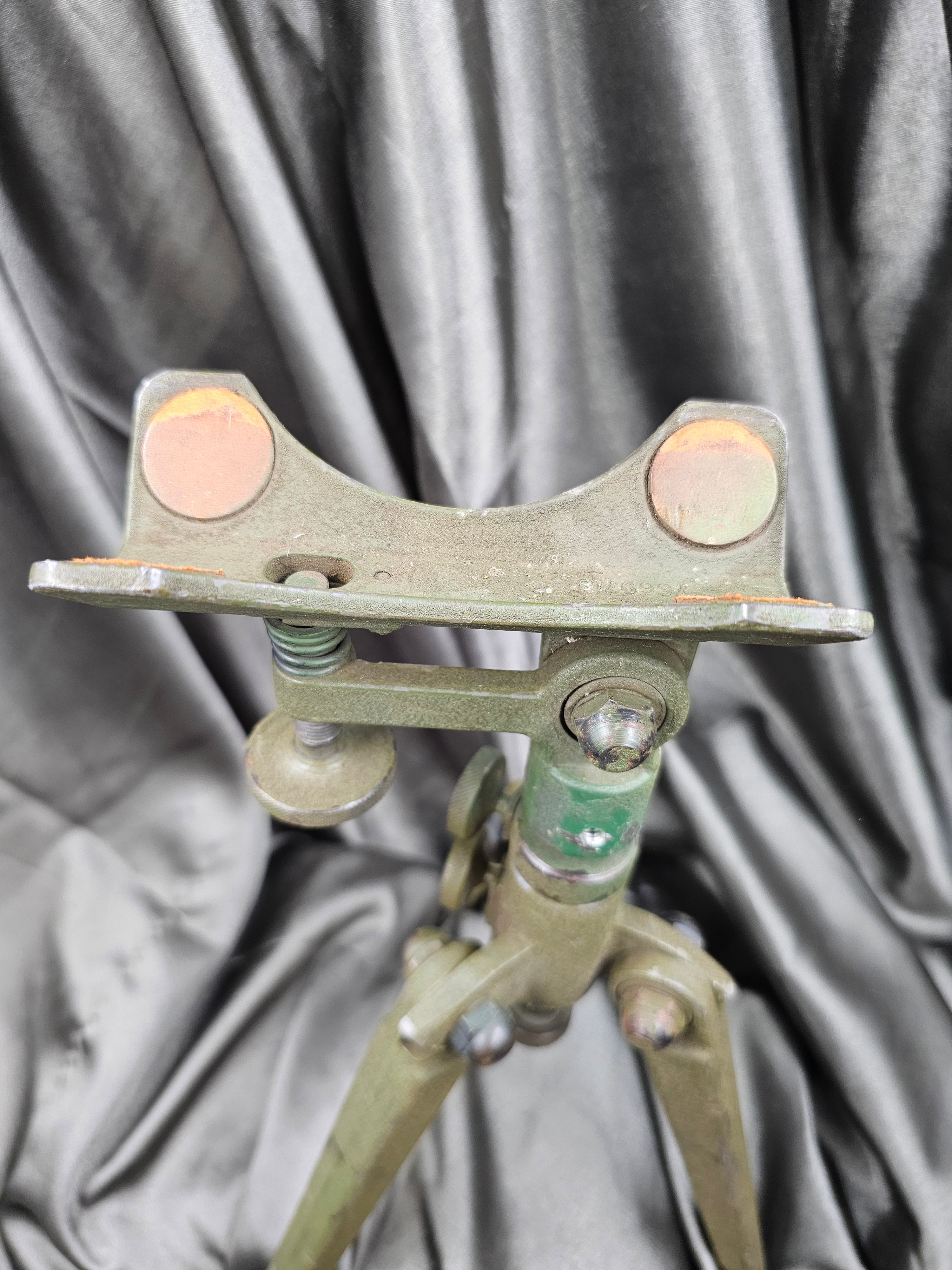 VIETNAM WAR ERA M15 TRIPOD FOR M49 SPOTTING SCOPE — image 2